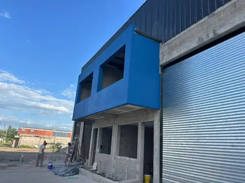 VENTA GALPON 450M2 PARQUE KANAMICO LULES