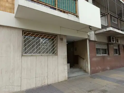 2 AMB EXCELENTE UBICACION A MTS AV DIAZ VELEZ Y GAONA