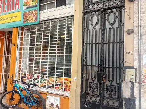 Avenida Corrientes 4300, Piso PB