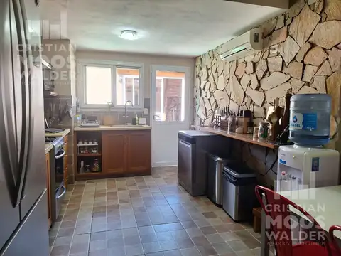Casa 4 ambientes con 3 baños