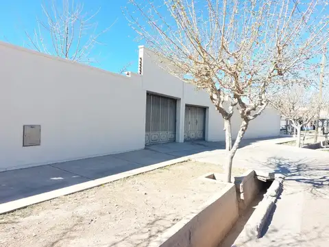 Casa en Venta B° Tejas Rojas, Maipú