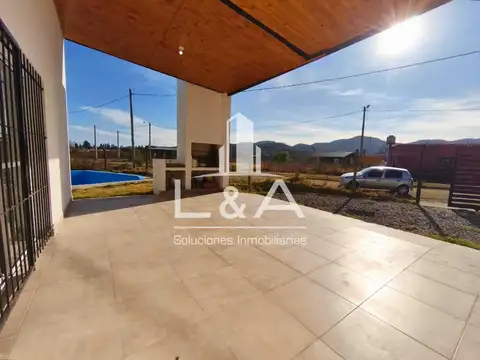 Casa 3 ambientes con 3 baños