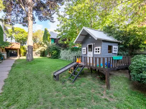 Casa en Venta en Alberdi, USD 240.000