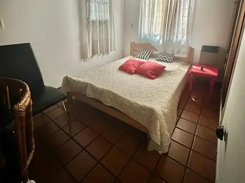 CASA EN VENTA EN QUILMES OESTE REFACCIONADA A NUEVO 