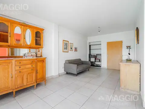 Departamento en Venta en Barrio Guemes, USD 129.900