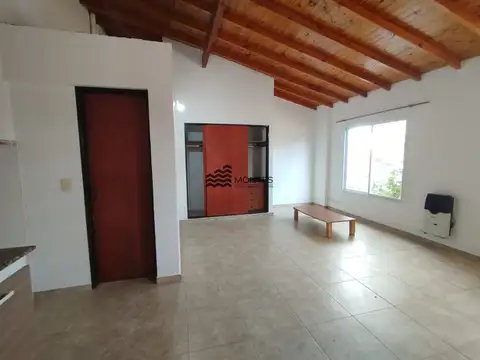 Mariano Moreno 800