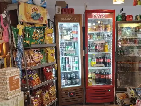 EQUIPO RE/MAX VENDE FONDO DE COMERCIO DRUGSTORE