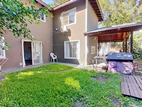 CASA DUPLEX VENTA QUILMES OESTE 5 AMBIENTES PARQUE