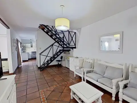 CASA DUPLEX VENTA QUILMES OESTE 5 AMBIENTES PARQUE