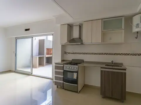 Dpto 2amb venta Chacabuco patio/parrilla opc coche