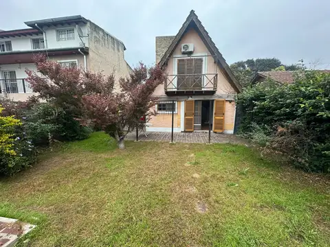 ¡Casa de Ensueño de 4 Ambientes con Pileta y Dependencia en Boulogne Sur Mer!