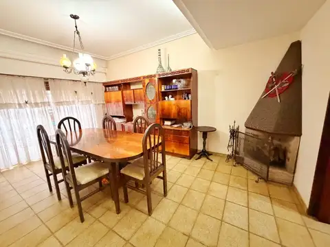 VENTA CASA 4 AMBIENTES LANÚS OESTE