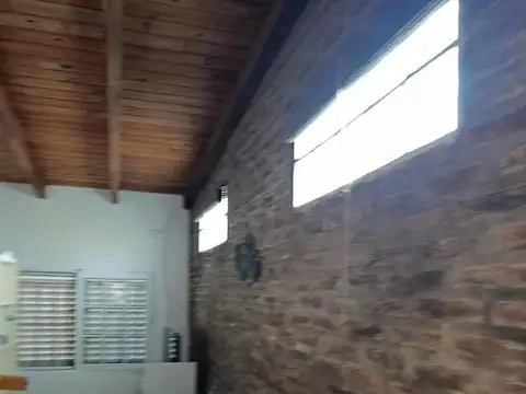 Casa en Alquiler en Pueblo Esther, $ 950.000