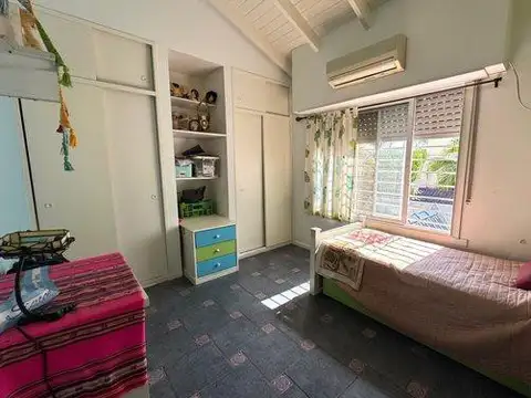 Depto Tipo Casa 4 ambientes con 1 baño