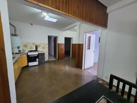 Casa en Venta en Turdera, USD 85.000