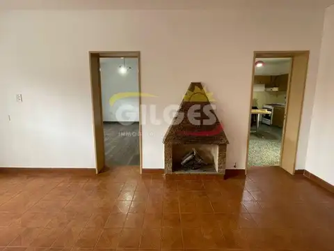 Casa en Alquiler en San Justo, $ 950.000