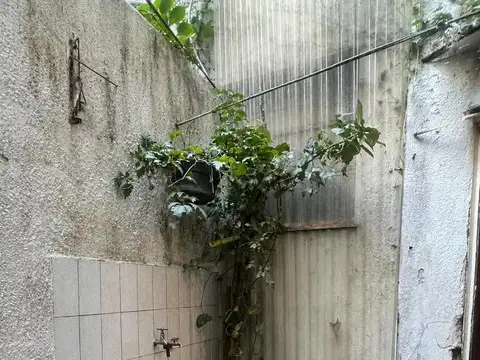 Depto Tipo Casa 3 ambientes con 1 baño