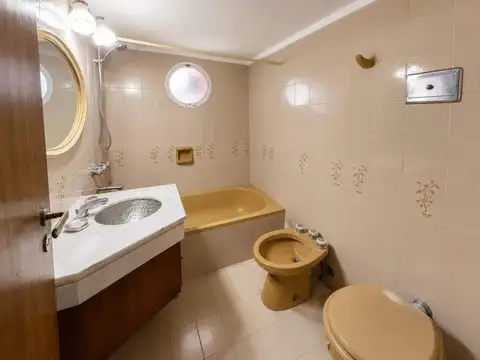 Departamento 4 ambientes con 2 baños