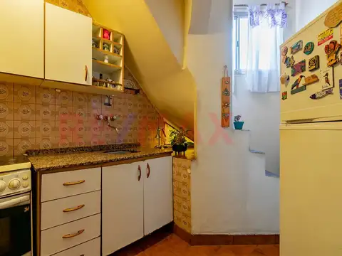 Depto Tipo Casa 5 ambientes con 2 baños
