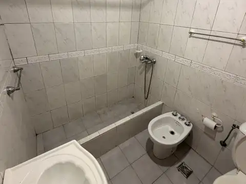 Depto Tipo Casa 2 ambientes con 1 baño