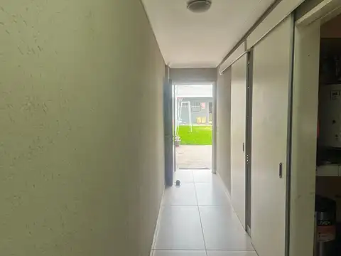 Casa en Venta con 6 cocheras