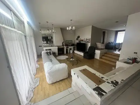 Casa en Venta de 5 dormitorios