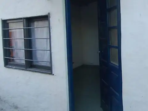 Casa en Alquiler con 1 cochera