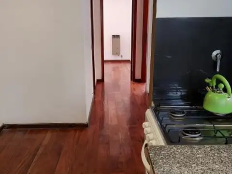 Recoleta, Agüero 1400, 3 amb, 70m2, $900,000 con ajuste del 12% semestral.