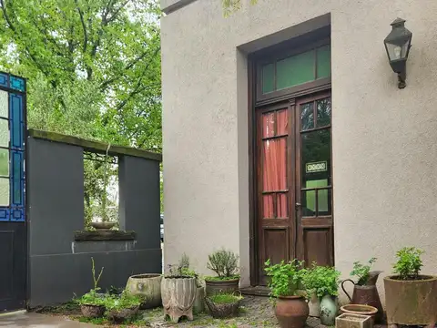 Casa en Alquiler Temporal con 5 cocheras