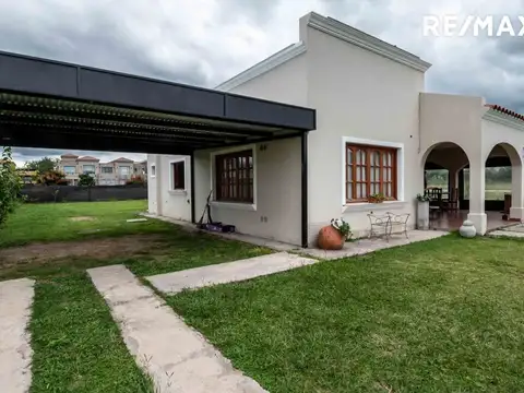 Casa en Venta en Zona Oeste, USD 255.000