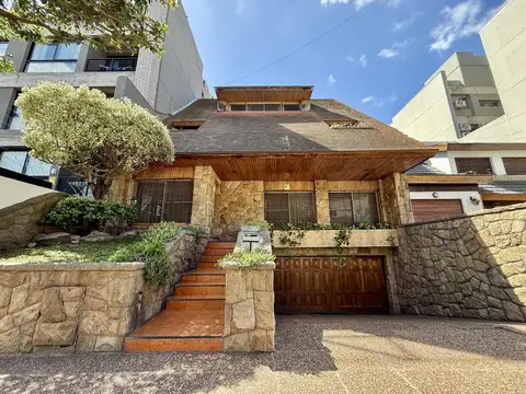 Casa en Venta en Haedo Norte, USD 260.000