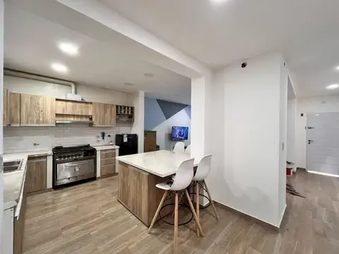 Casa 3 ambientes con 2 baños