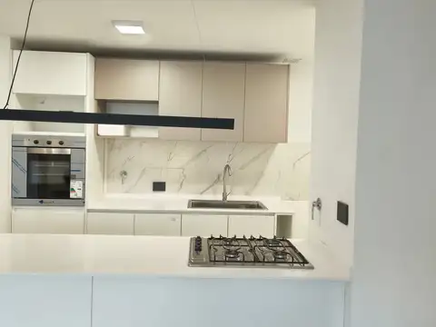 Departamento en Alquiler con 1 cocheras
