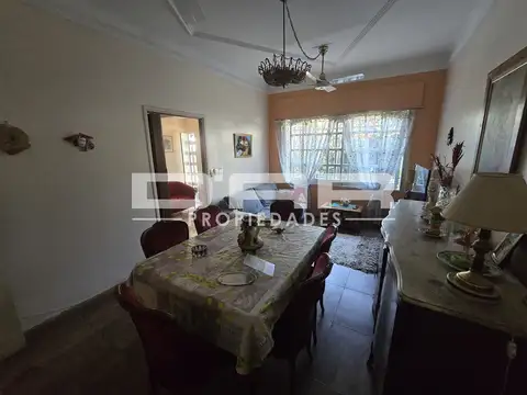 Depto Tipo Casa en Venta en Mataderos, USD 175.000