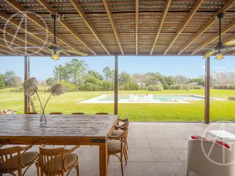 Casa en Venta en Loma Escondida, USD 450.000