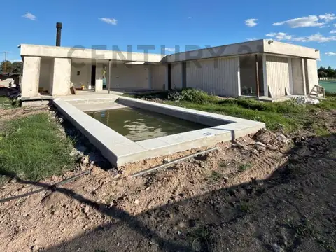 Venta casa en City bell de 3 dormitorios barrio cerrado