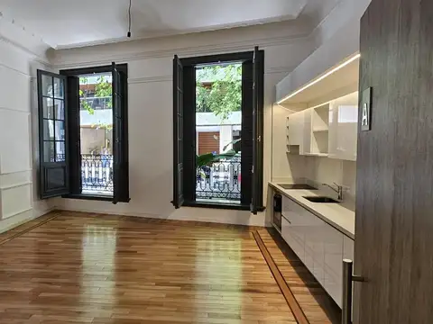 Alquiler de departamento a estrenar,  mono ambiente estilo antiguo en Recoleta.