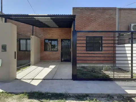 VENTA CASA DE DOS DOMITORIOS EN SAN CARLOS LA PLATA
