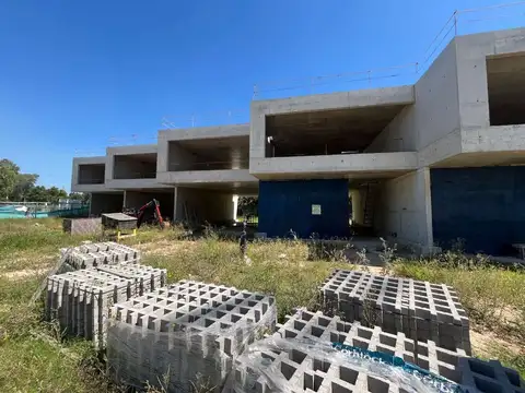 Departamento en Venta con 2 cocheras