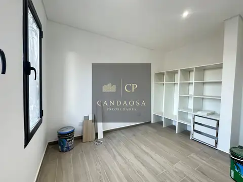 Casa 4 ambientes con 3 baños