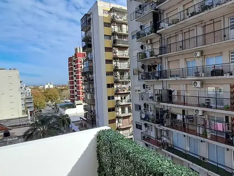 Garibaldi 100, Piso 5