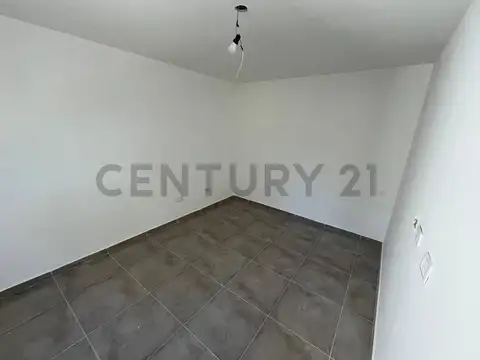 Departamento en Alquiler en Villa Lynch, $ 650.000