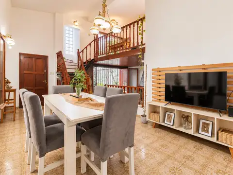 Casa en Venta con 1 cochera