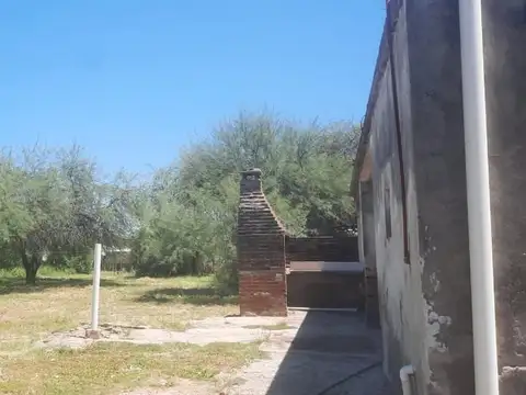 25 De Mayo 100