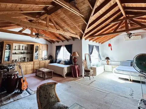 Depto Tipo Casa en Venta en San Isidro Vías / Libertador, USD 349.000