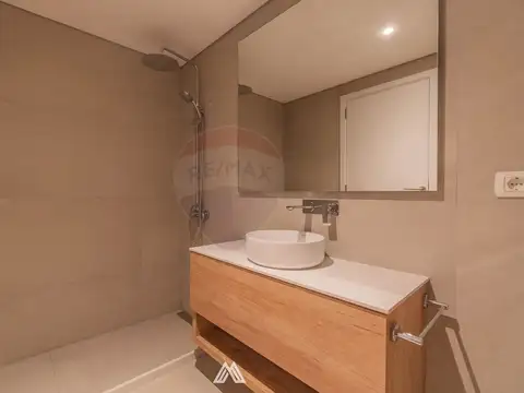 VENTA Apartamento 1 dorm EN POZO Lago Calcagno