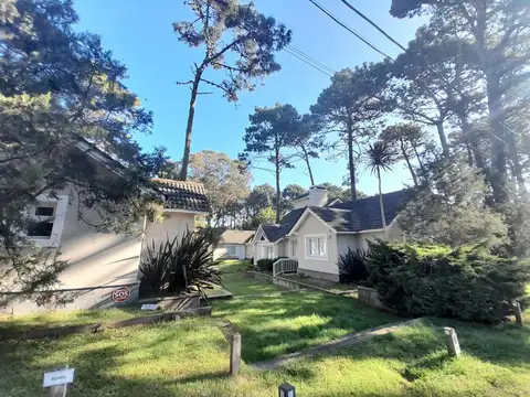 Hotel en Venta en Pinamar, USD 330.000