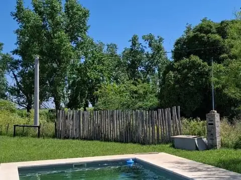 EXCELENTE CASA-QUINTAS DE DUGGAN