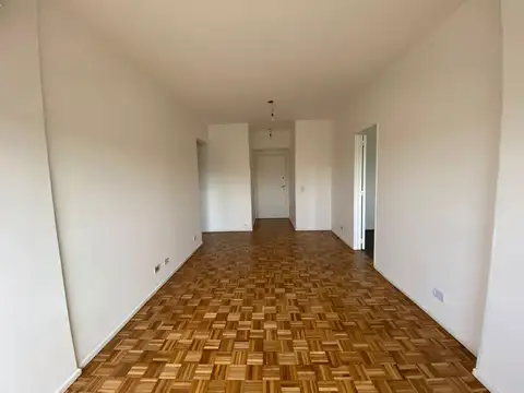 Av. Gral Paz  al 1100