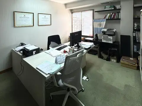 Oficina Monoambiente con 2 baños